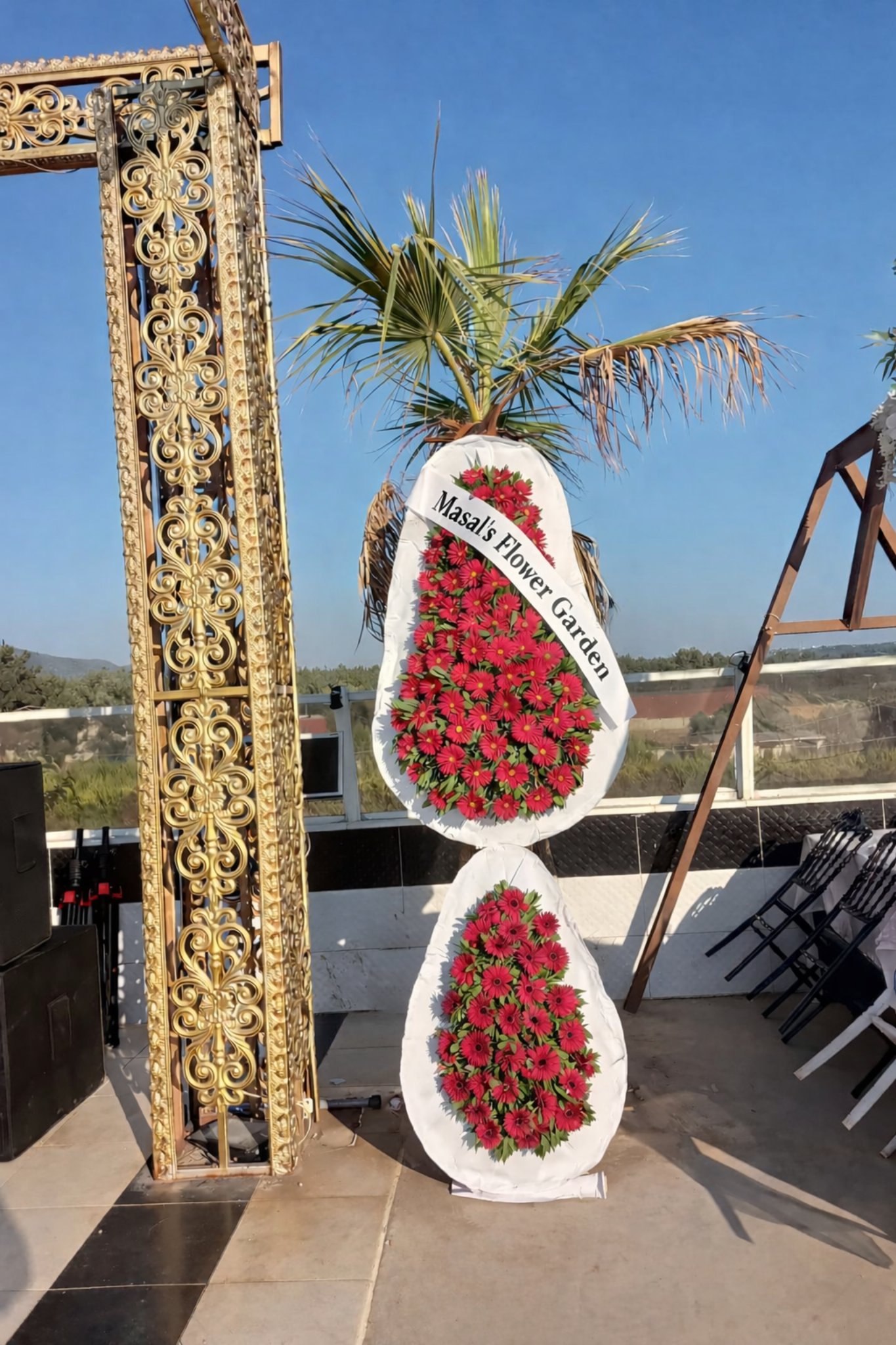 Masal Prestij Kırmızı Çelenk